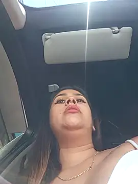 Latina_sexy1's Live XXX Chat