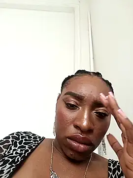 دردشة NatashaSilver الجنسية المباشرة