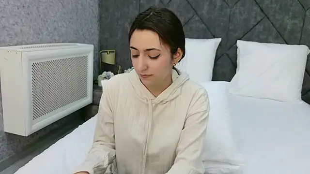 Gloria_Bendall's Live XXX Chat