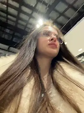 دردشة KristiRich الجنسية المباشرة