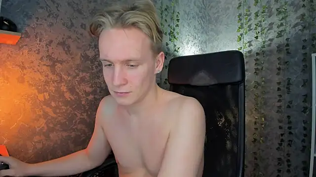 AlexxSweet élő XXX-chatje