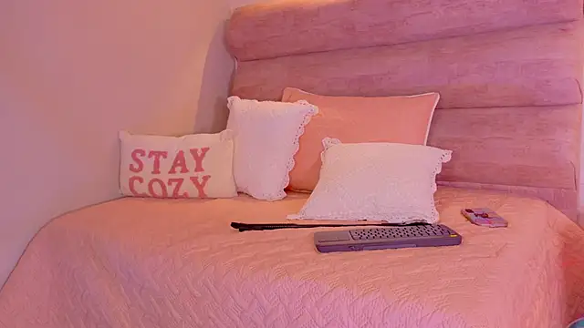 Živý XXX chat Mia_Cullen