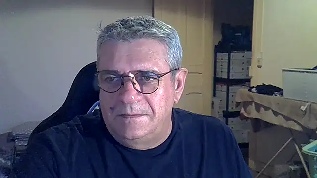 _hippo_ élő XXX-chatje