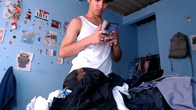 Lassuly2121 – Kamerová šou