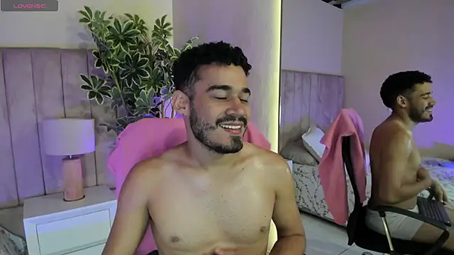 Chatroom XXX en direct de aries_unbound