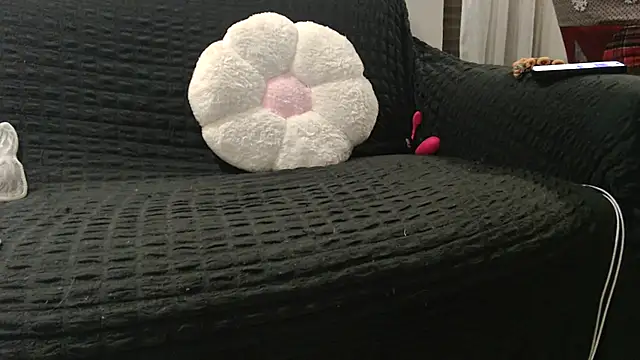 irinaaaa___cremaaa's Live XXX Chat