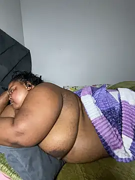 Chatroom XXX en direct de MissLola27