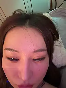 دردشة -cyber-butterfly- الجنسية المباشرة