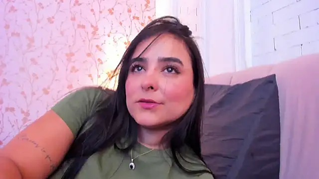 taylor_bennet's Live XXX Chat