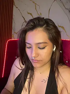 angellique_22 Adlı Modelin Canlı XXX Sohbeti