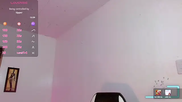 AdharaaMoon's Live XXX Chat