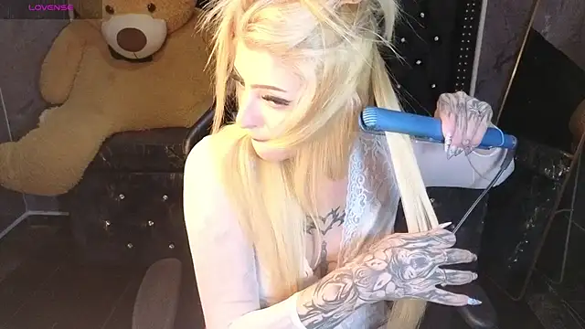 Kitty_fox_b's Live XXX Chat