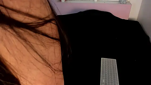 Scarlett__Fox__ Adlı Modelin Canlı XXX Sohbeti