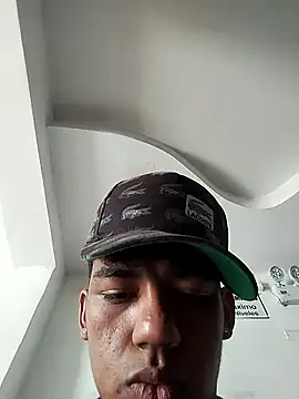 Lale-Adrian's Live XXX Chat