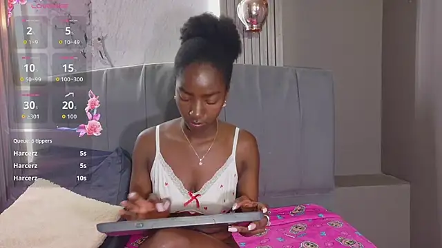 katia_green1 Adlı Modelin Canlı XXX Sohbeti