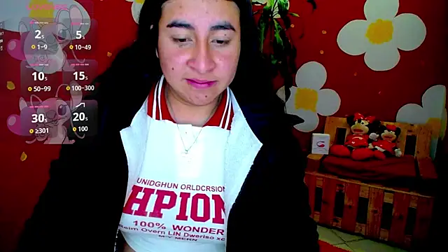 dollspicy Adlı Modelin Canlı XXX Sohbeti