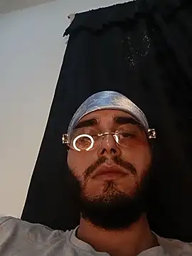 NoahHard's Live XXX Chat