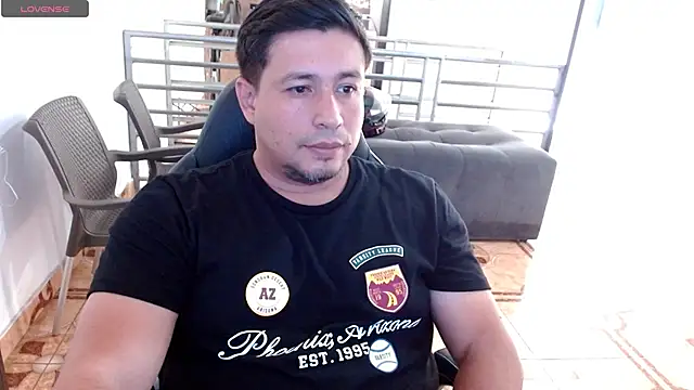 lianjuc: απευθείας συνομιλία ΧΧΧ