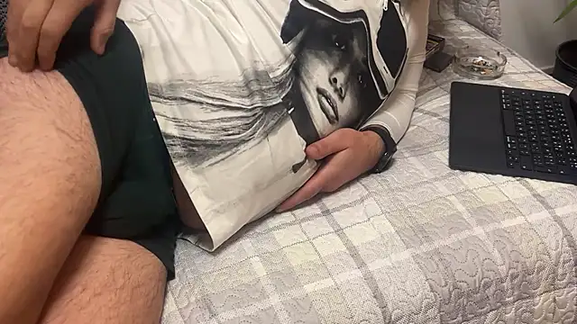 TARKAN1 Live XXX Chat