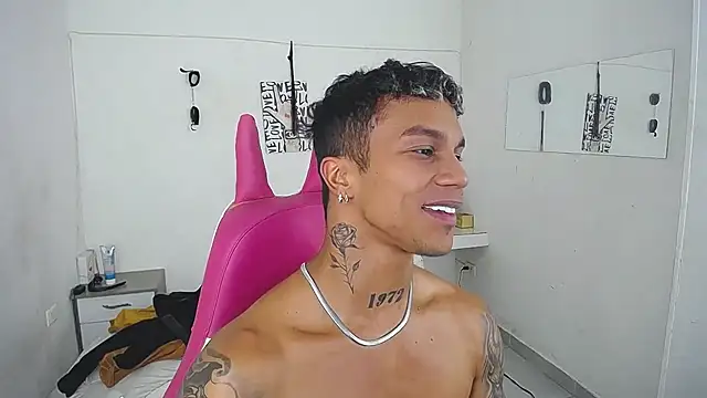 Leonard_Price's Webcam Show