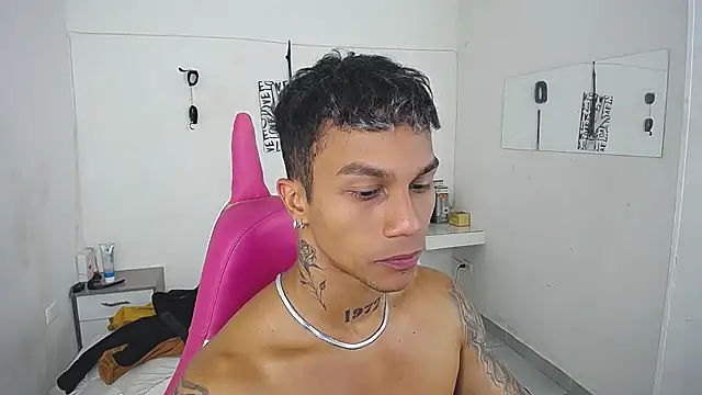 Webkamerová show Leonard_Price