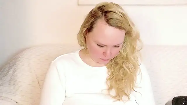 Sarah4you Chat XXX in diretta