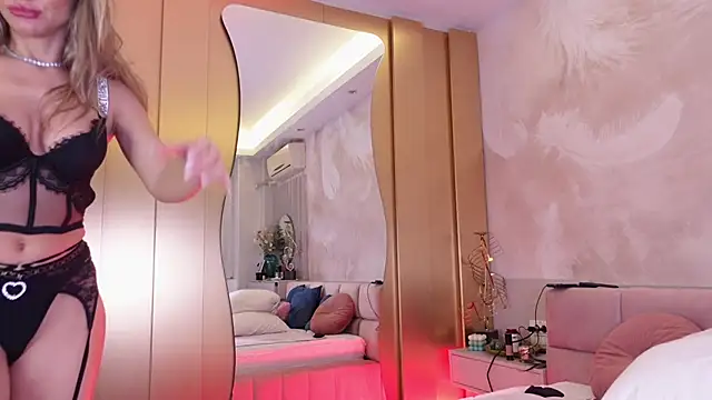 JullyBlair élő XXX-chatje