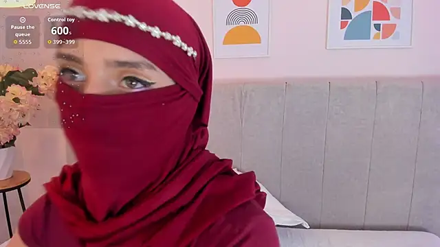 rawiya's Live XXX Chat