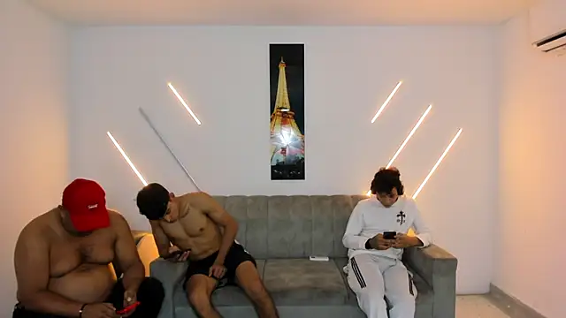 brutal_sex_room2k's Live XXX Chat