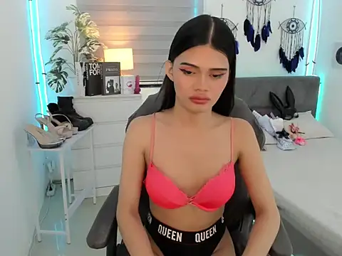 tstoni_talks' Live XXX Chat