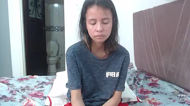 nathaly_jones_'s Live XXX Chat