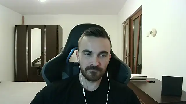 mu5clemania2's Live XXX Chat