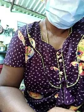 Tamilselviroja-n Live XXX chat