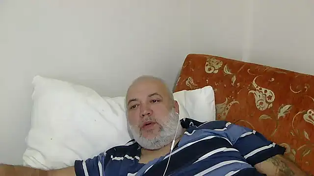 husoizmir's Live XXX Chat