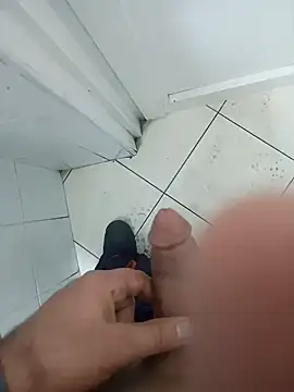 Stallionbull37's Live XXX Chat