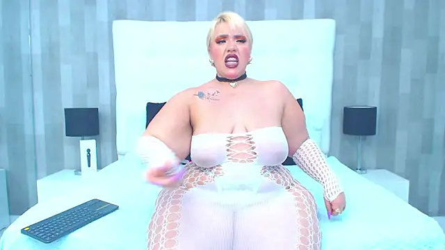 Chat +18 de LeahMillerr ao vivo