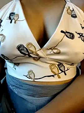 Živý XXX chat Malluvibez