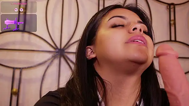 Sophia_wilsonn_: απευθείας συνομιλία ΧΧΧ