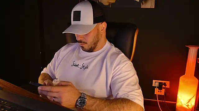 AngeloEric's Live XXX Chat