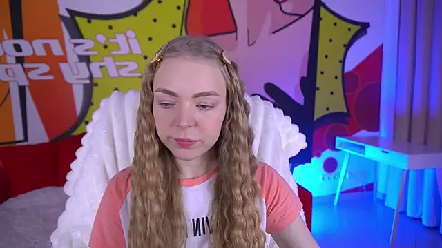 EmilySunshineS' Live XXX Chat