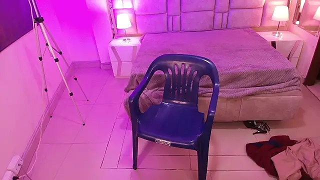 _Emily_rosee_ Chat XXX in diretta