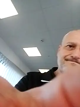 Hisnimin's Live XXX Chat