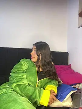 hotwife26's Live XXX Chat