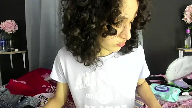 TeensNews18's Live XXX Chat