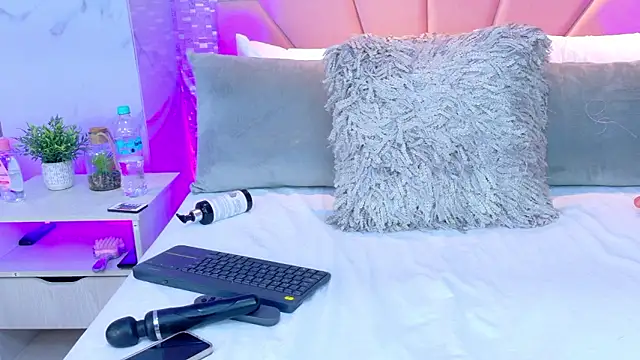 Živý XXX chat AshleyBaker1