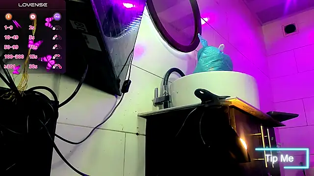 Natasha_clifford's Live XXX Chat