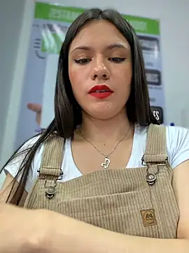 دردشة CHARLOTTE__05 الجنسية المباشرة