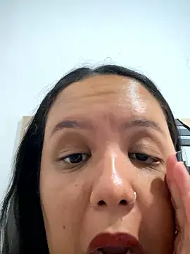 Bigostosa Live XXX-chat