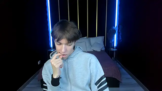 MarkBranston's Live XXX Chat