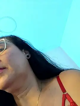 KiaraFoster's Live XXX Chat